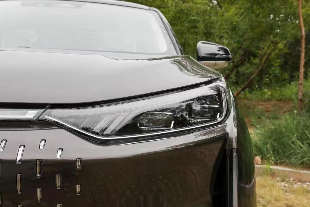 20款奔腾E01远近光透镜支架