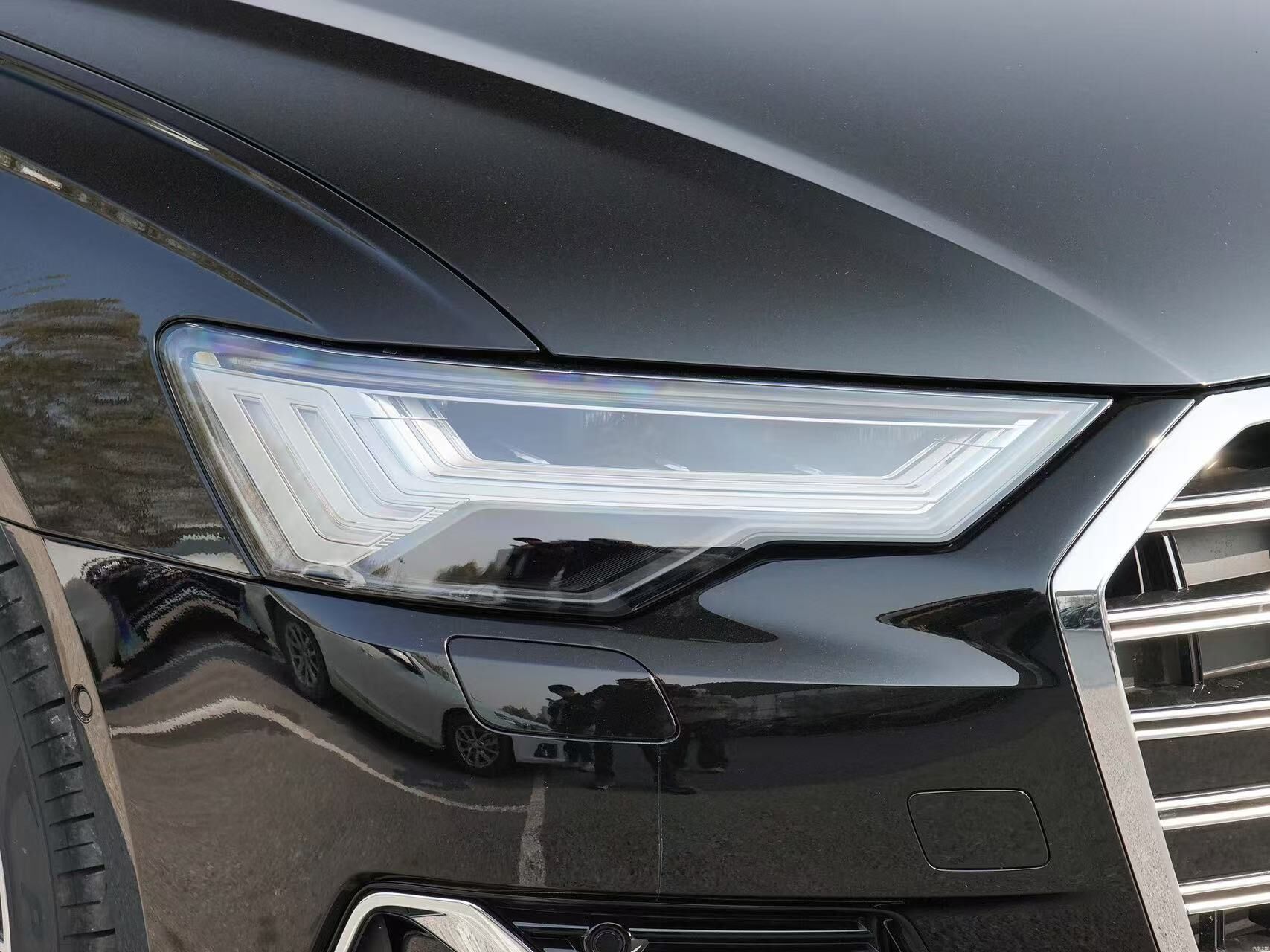 新款奥迪A6L.C8五道杠大灯 支架