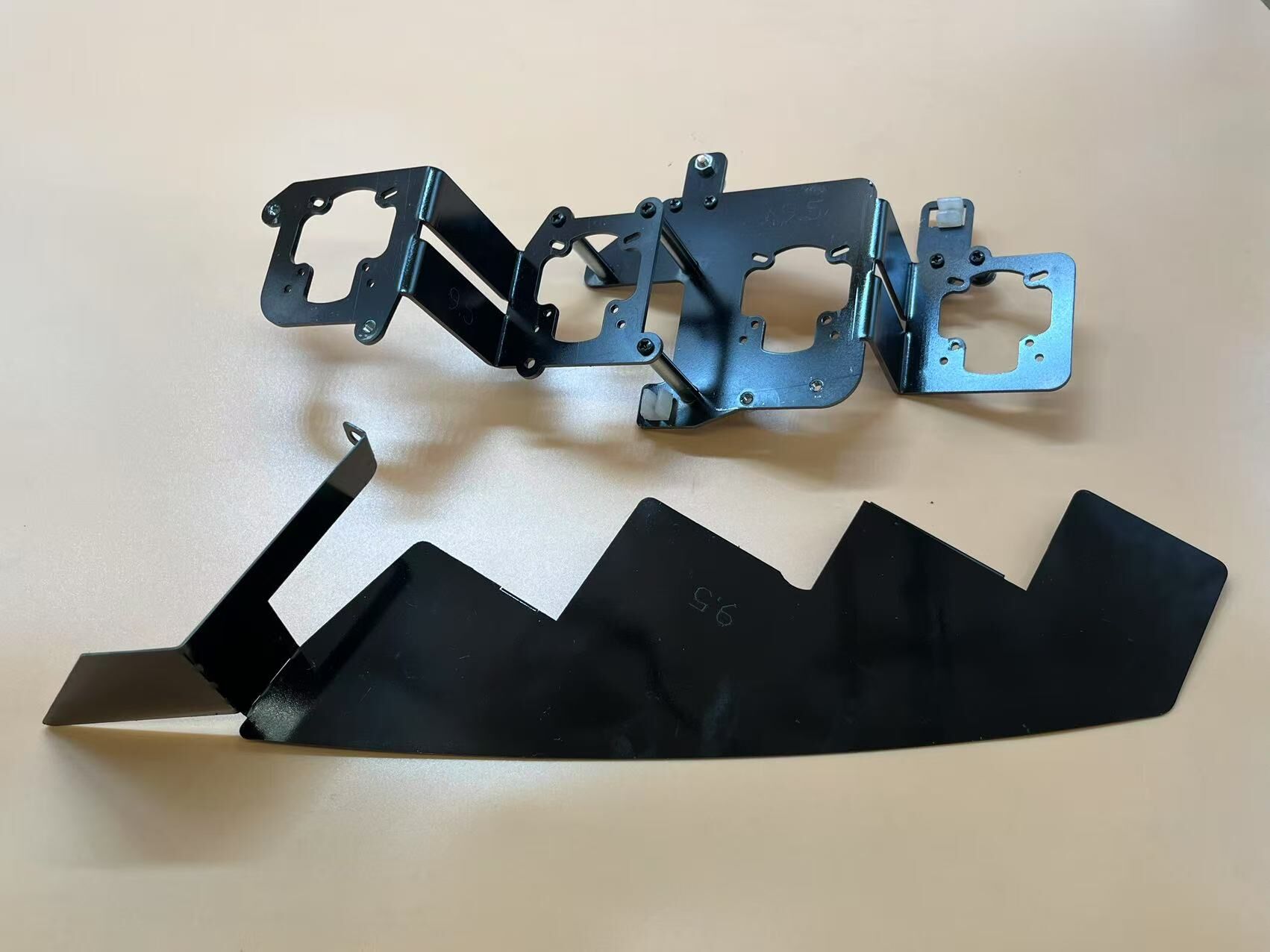 九代半雅阁四矩阵支架