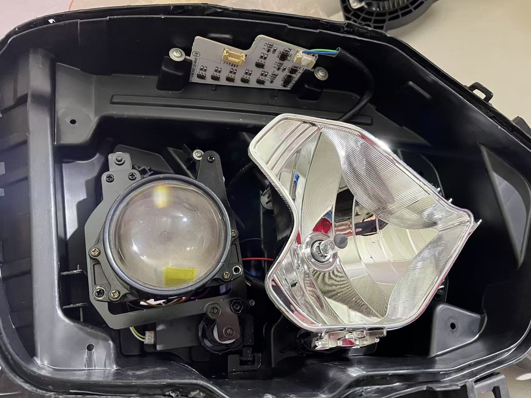 德州伟梵【22-25款福田奥铃M卡近光支架】安装教程