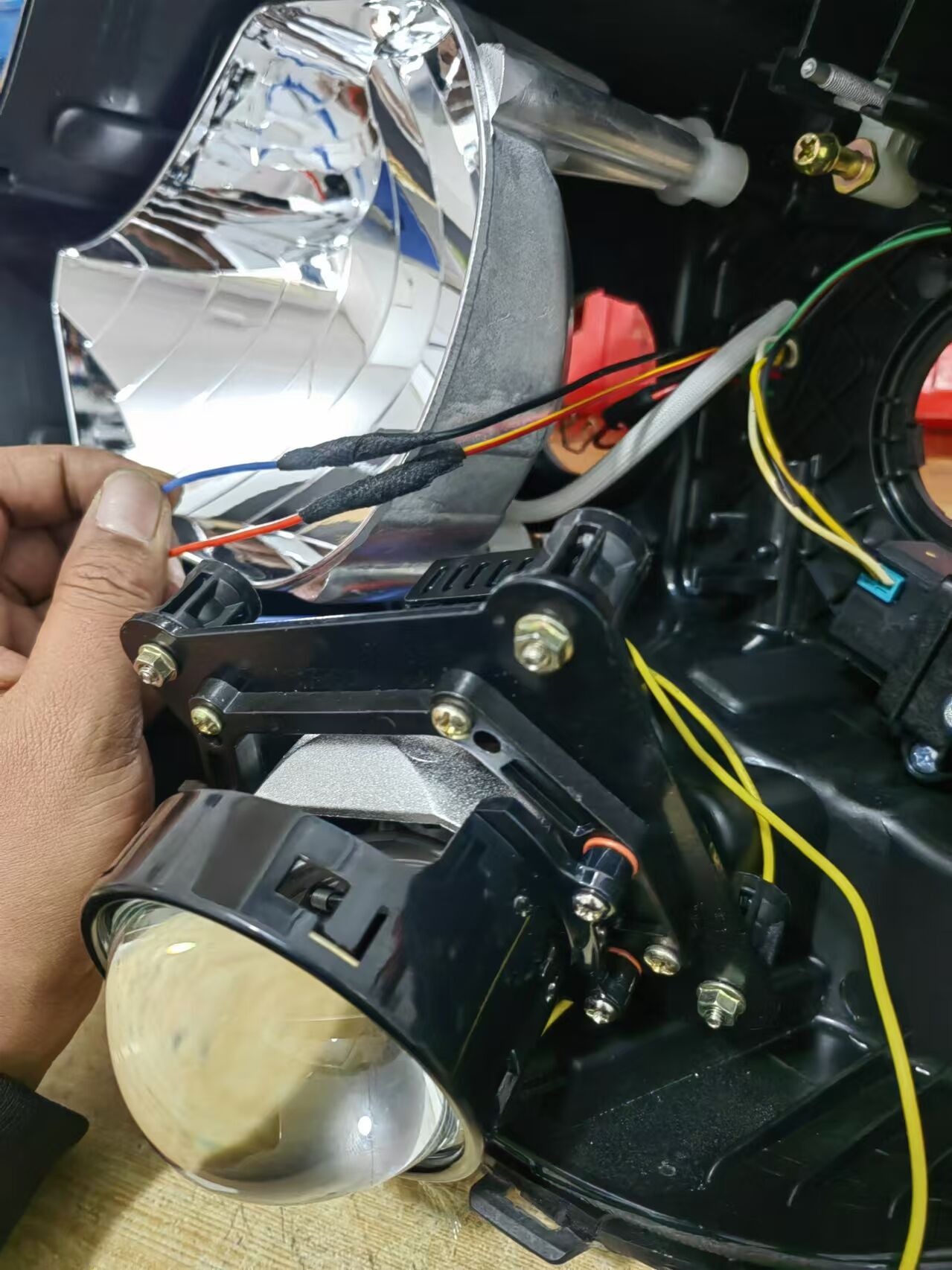 德州伟梵【20款欧马可S5 行星卤素款】 安装教程