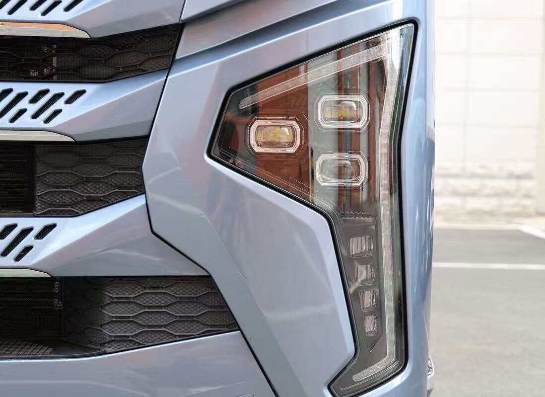 德州伟梵【25款解放JH6鹰航B款透镜支架】远光 近光 安装图解