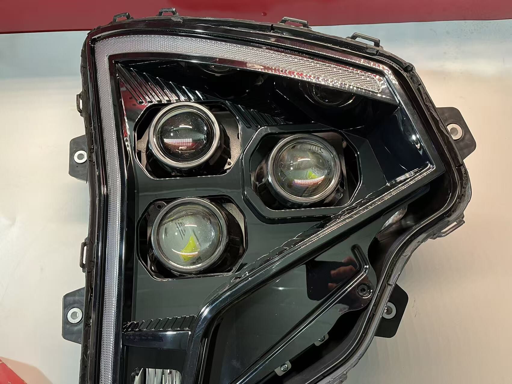 德州伟梵【25款解放JH6鹰航B款透镜支架】远光 近光 安装图解