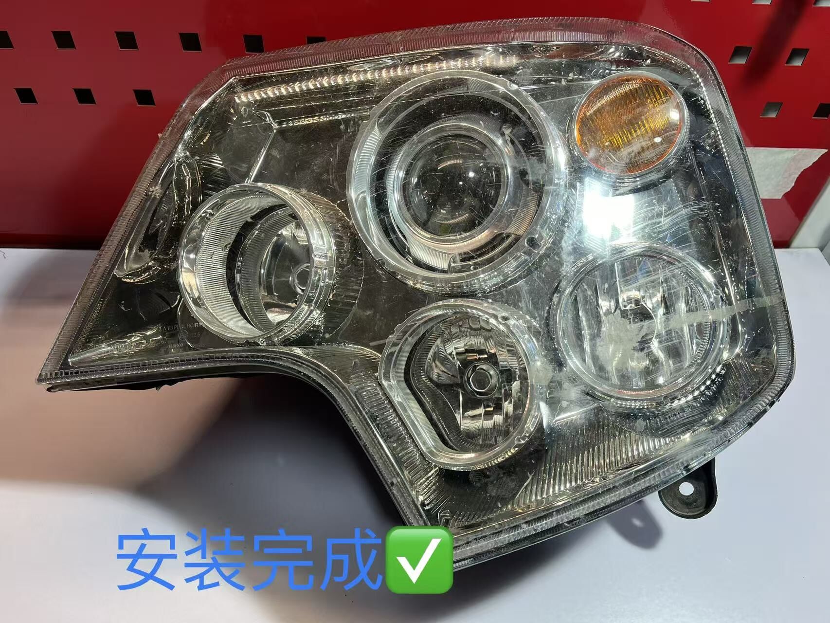 德州伟梵【老款重汽豪沃T7H近光支架】 安装说明