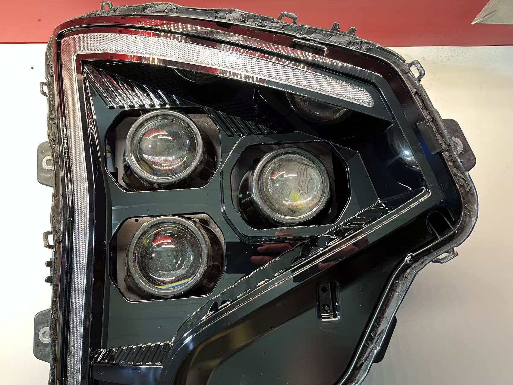 德州伟梵【25款解放JH6鹰航A款透镜支架】远光 近光 安装图解