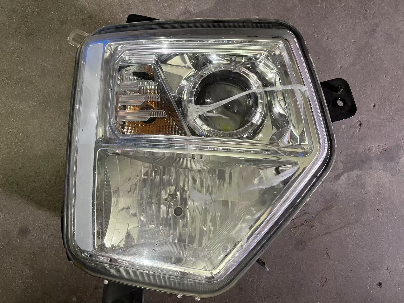 德州伟梵【东风华神T5 DV5 多利卡D9K近光支架】 安装图解