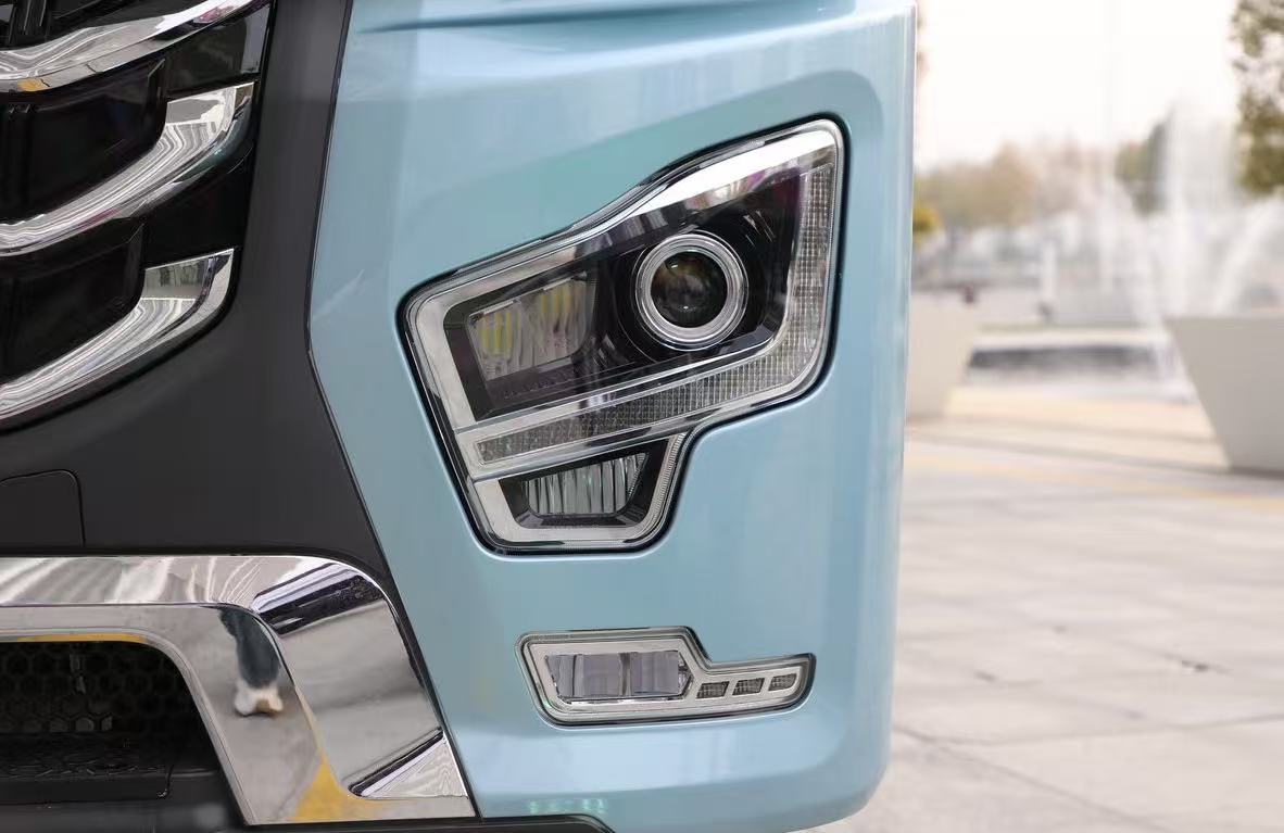 德州伟梵【22-25款德龙x5000S 25款德龙G6000】远光近光 安装图解