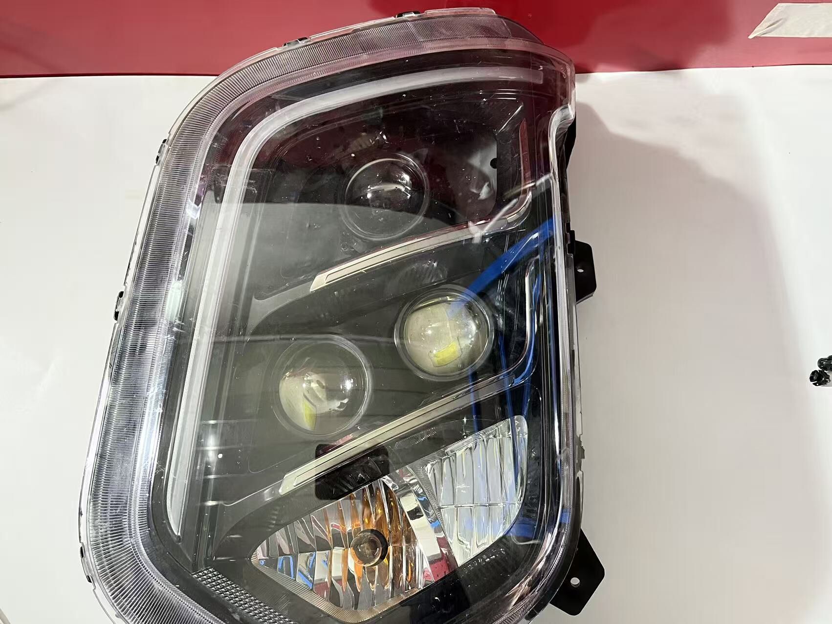 德州伟梵【23-25款解放J6G 解放J6PRO透镜支架】近光 远光 安装图解