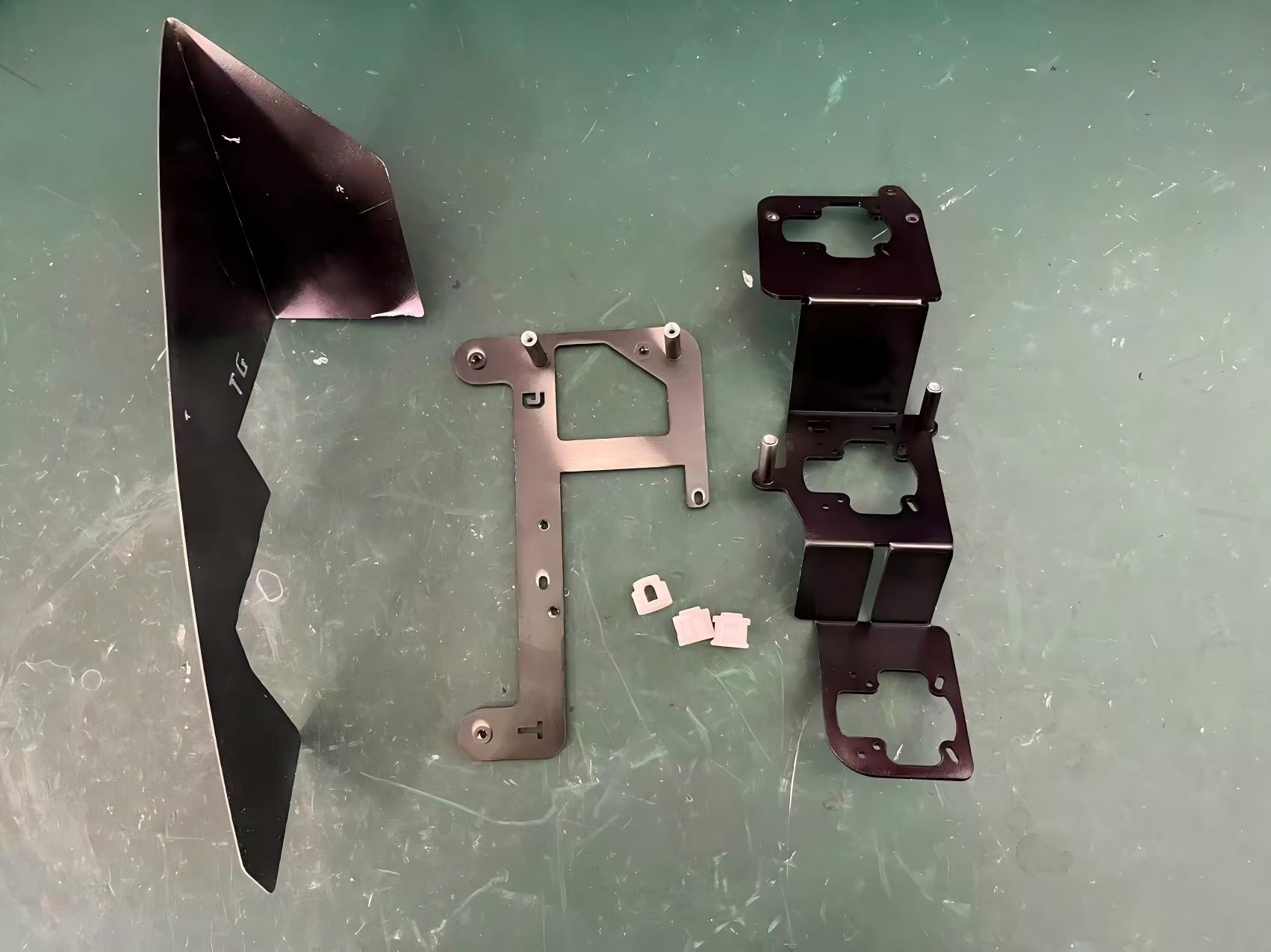 德州伟梵【23-25款大众探歌低配矩阵支架】 安装图解