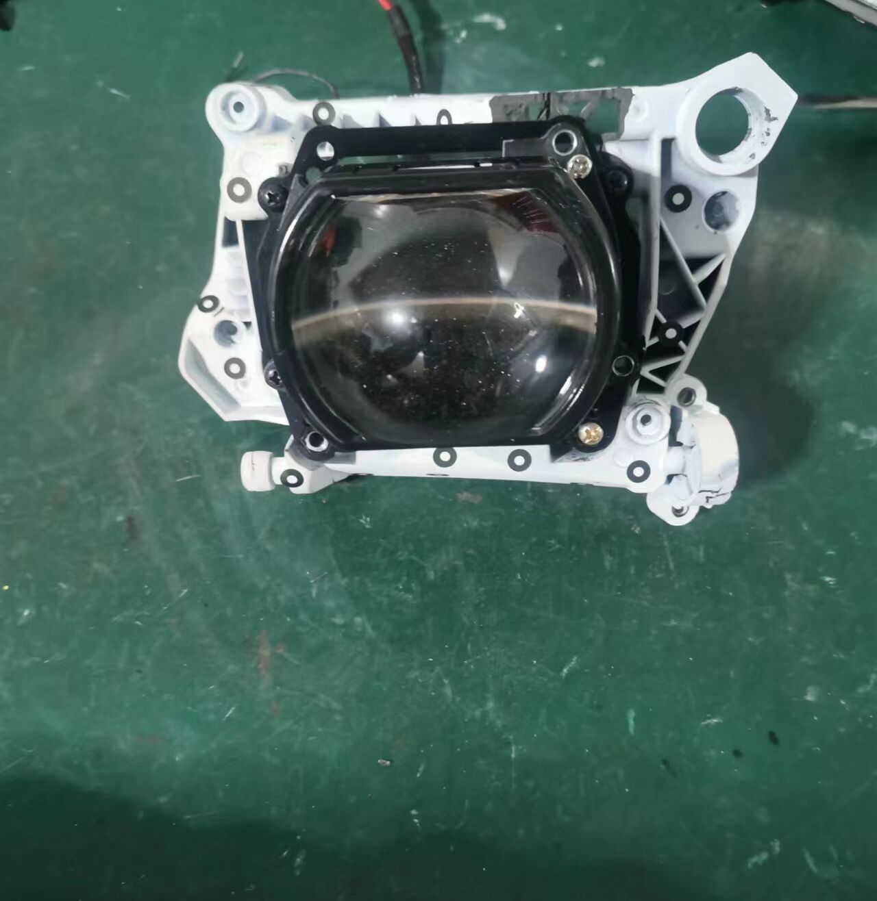 德州伟梵【大众23-24款途岳高配 透镜支架】 近光 远光安装说明