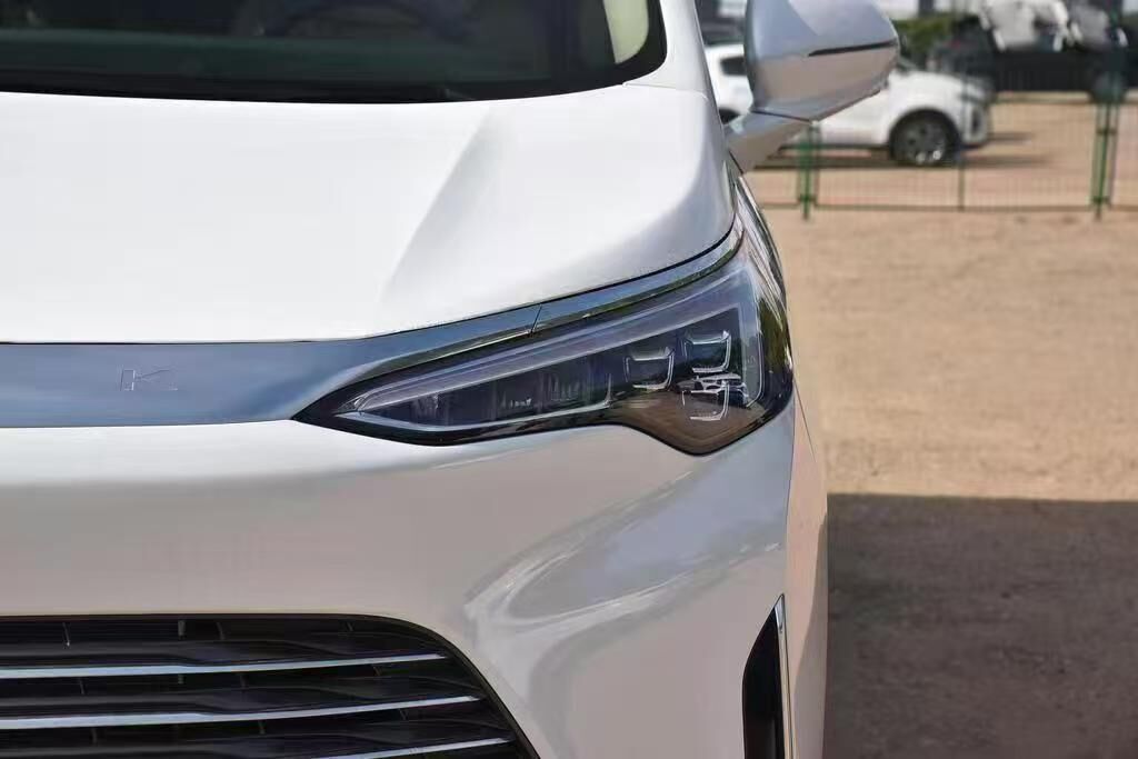 德州伟梵【 23-25款别克世纪七座臻享款 透镜支架】 安装图解