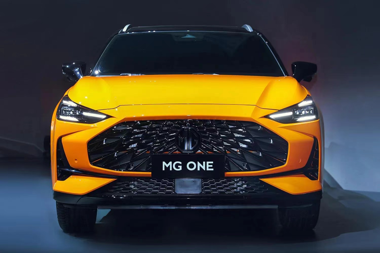 德州伟梵【22款名爵MG ONE矩阵支架】 安装图解