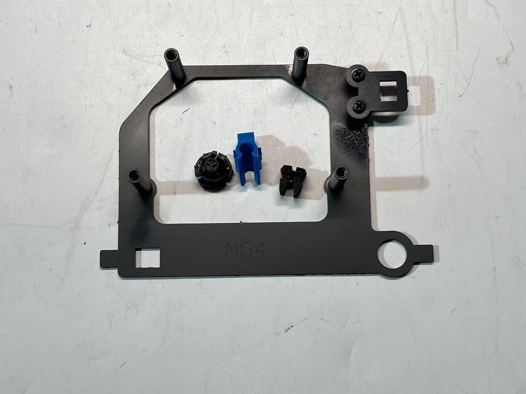 德州伟梵【26款名爵4 MG4透镜支架】 安装图解