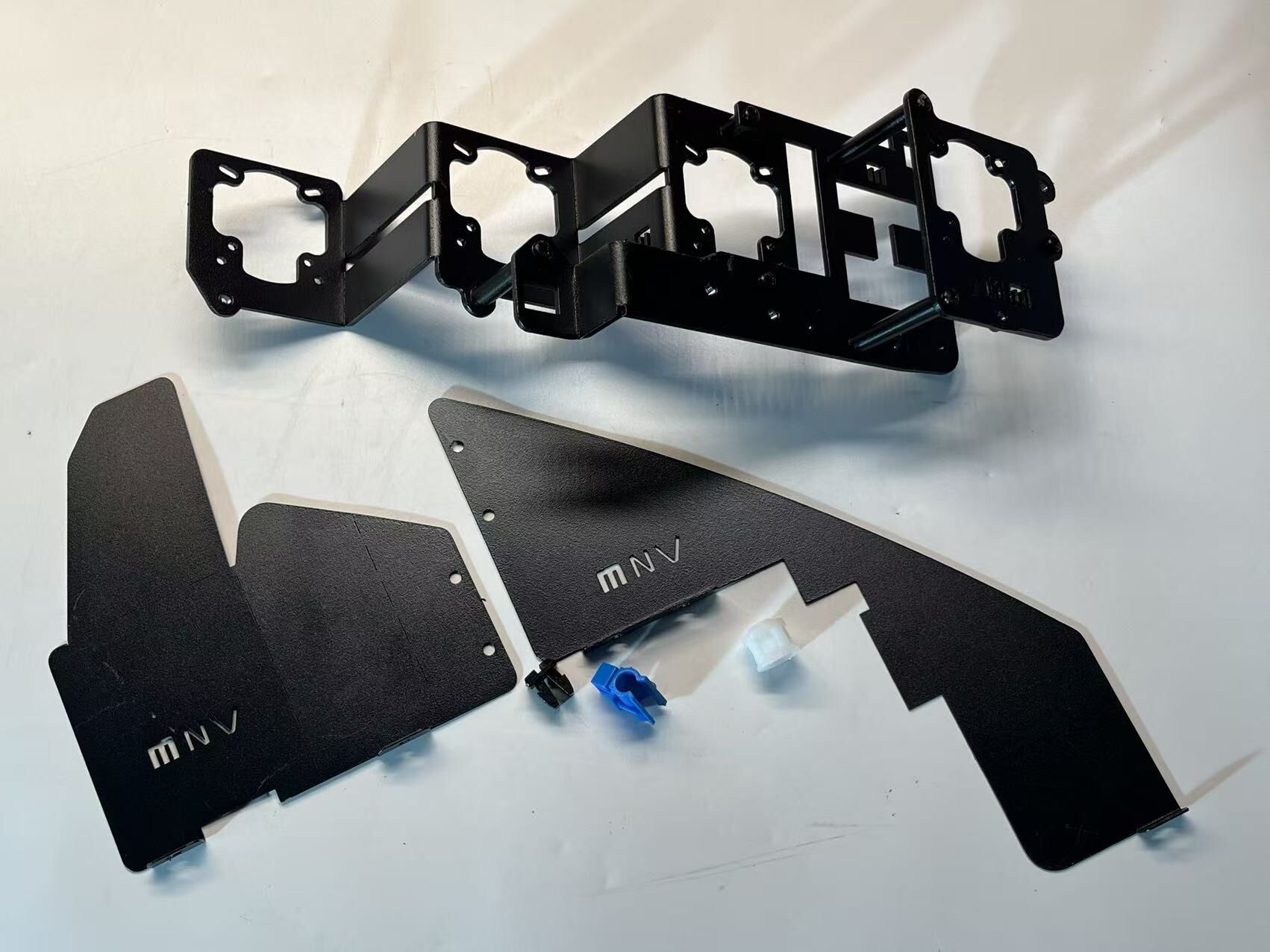 德州伟梵【20-23款本田MNV 矩阵支架】安装图解