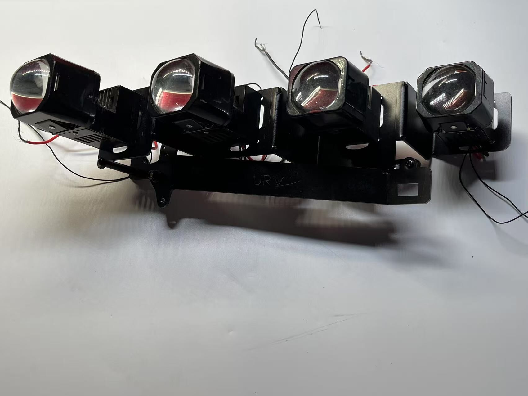 德州伟梵【17-24款本田URV中高配 四矩阵支架】 安装图解