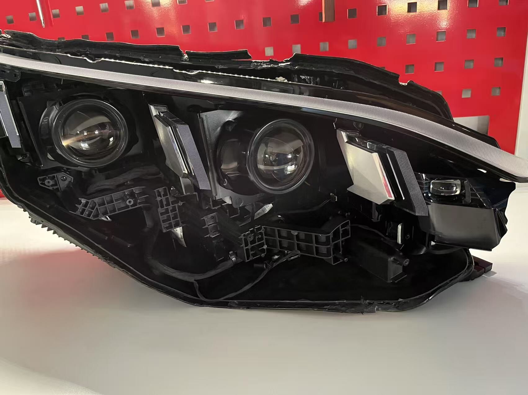 德州伟梵【25款比亚迪夏DM 四透支架】 远近光安装图解