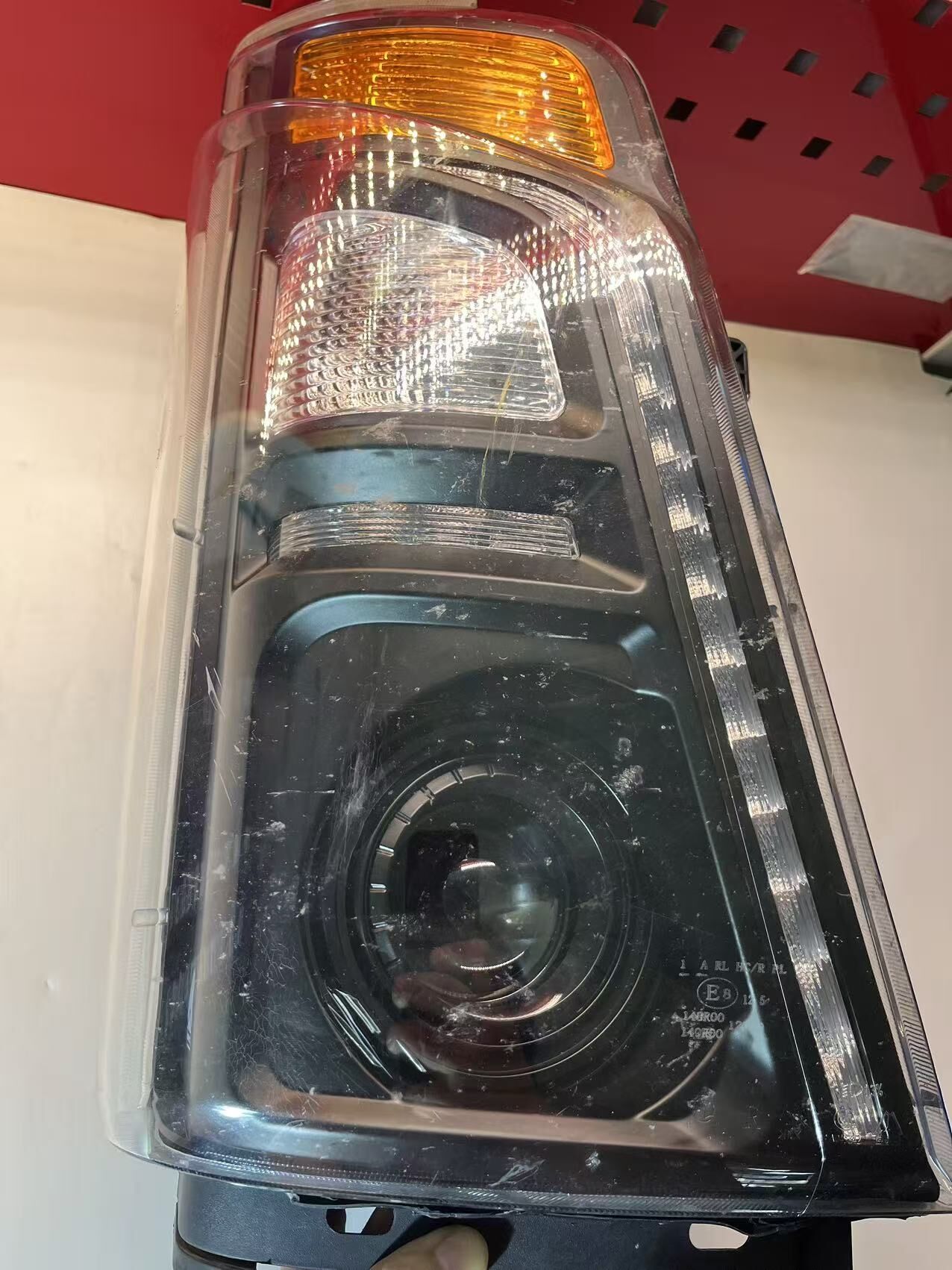 德州伟梵【24-25款重汽豪沃统帅透镜款支架】 安装图解