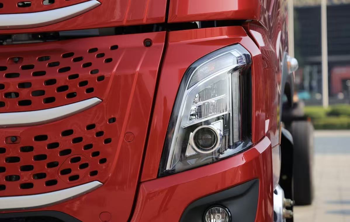 德州伟梵【22-23款柳汽乘龙H7 H5 近光支架】 安装图解