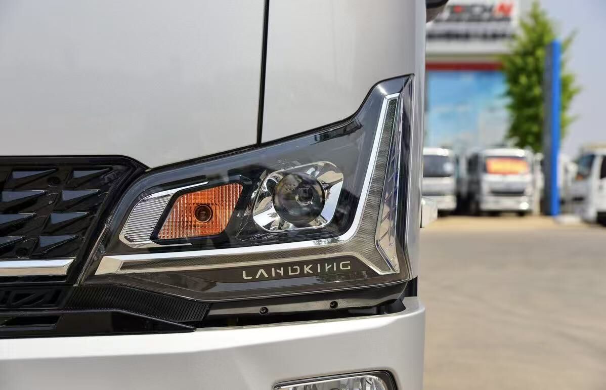 德州伟梵【23-25款蓝擎悦EH /龙H 透镜支架（卤素款）】 安装图解