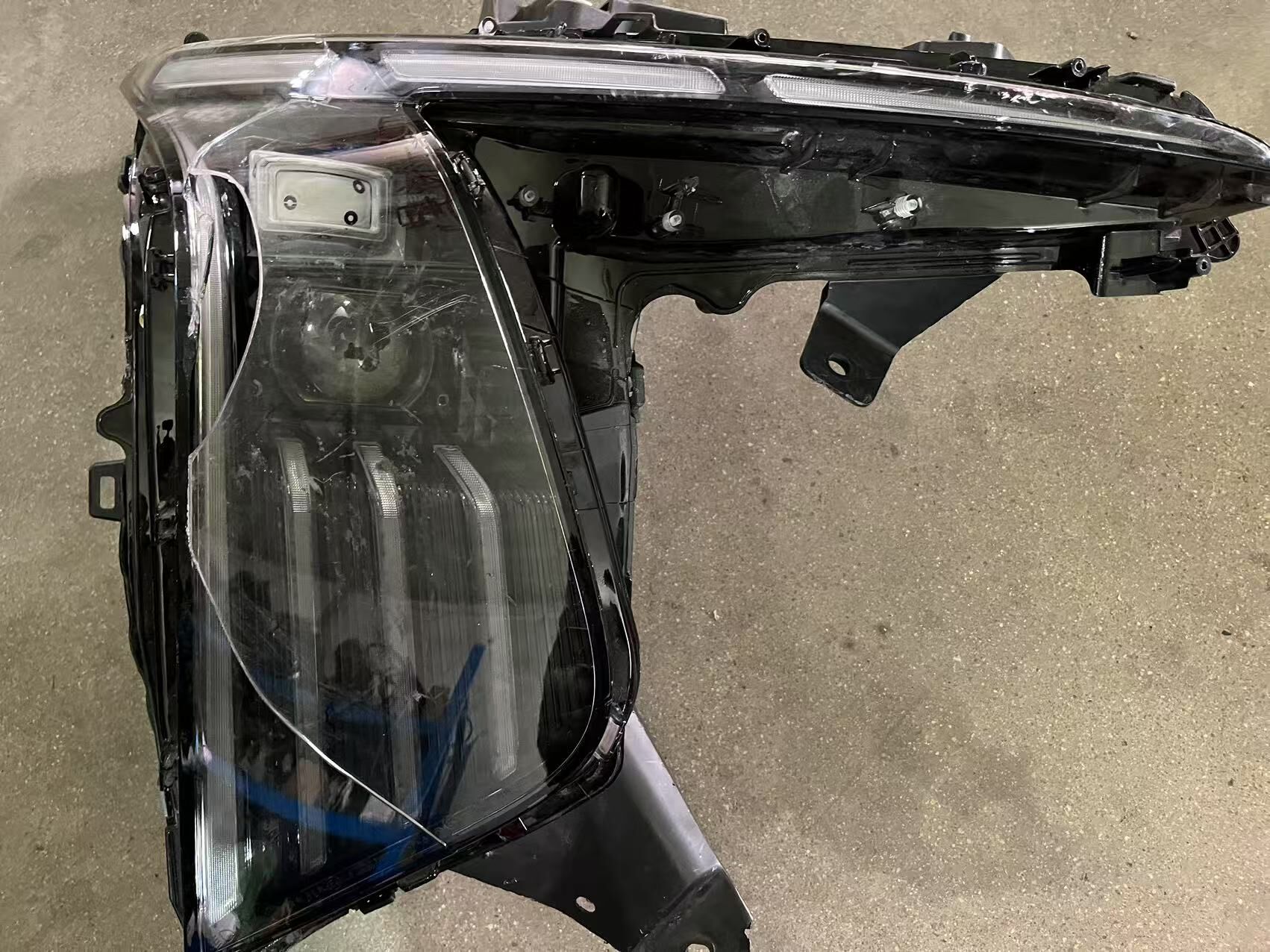 德州伟梵【24-25款东风风行星海S7 近光支架】 安装图解