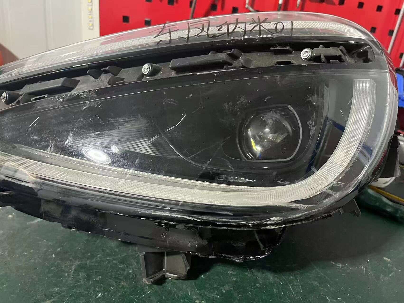 德州伟梵【24款东风纳米01高配LED款转接支架】 安装图解