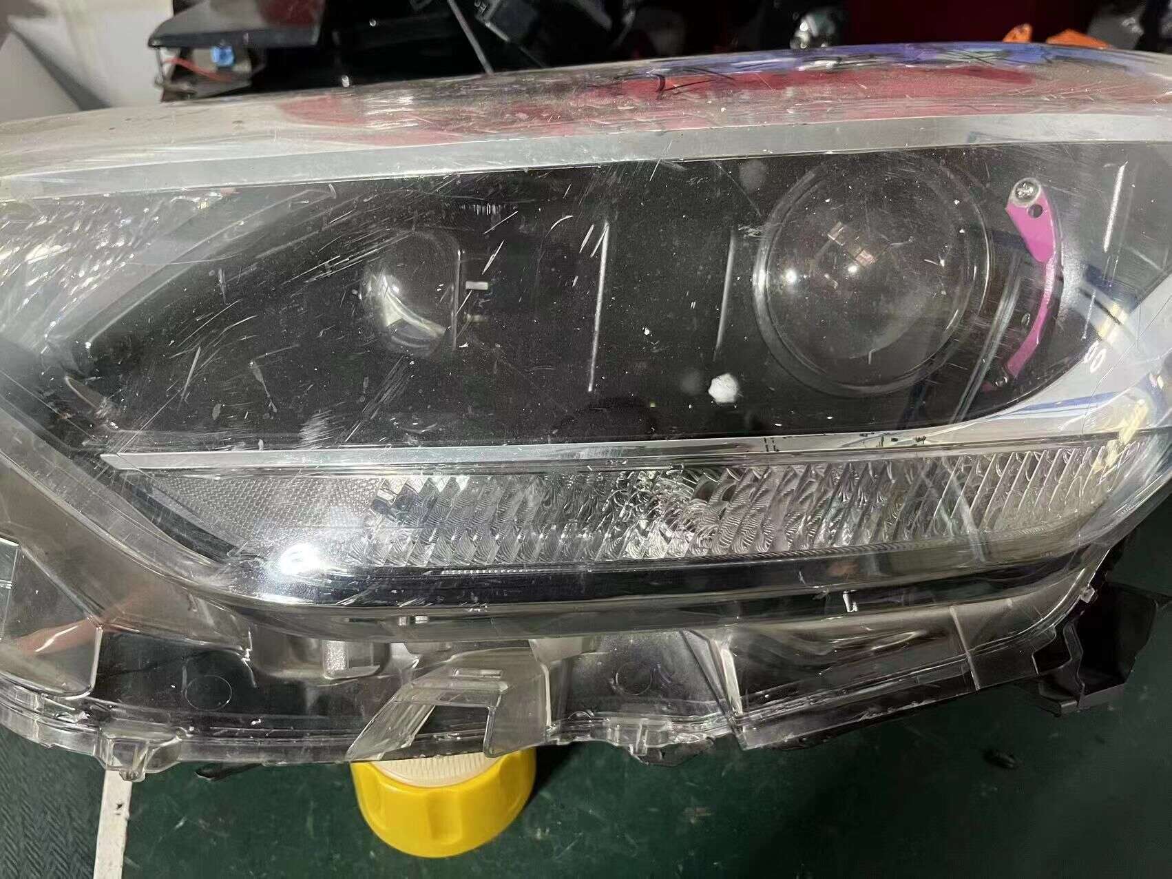 德州伟梵【21-23款 丰田奕泽IZOA  3寸加矩阵支架】 安装图解