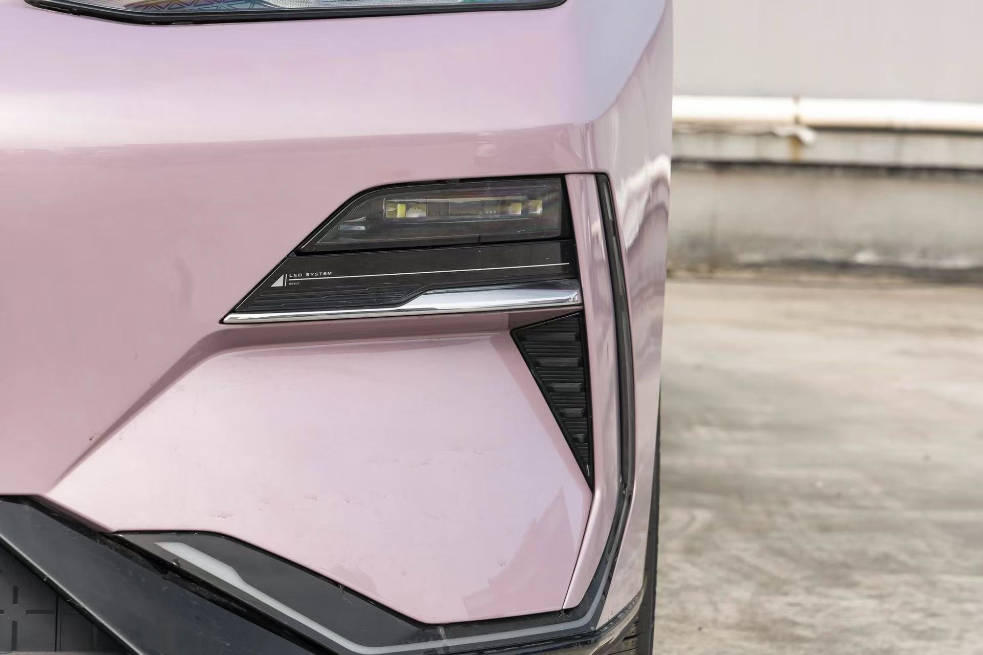 德州伟梵【24款 吉利银河E8 矩阵支架】 安装图解