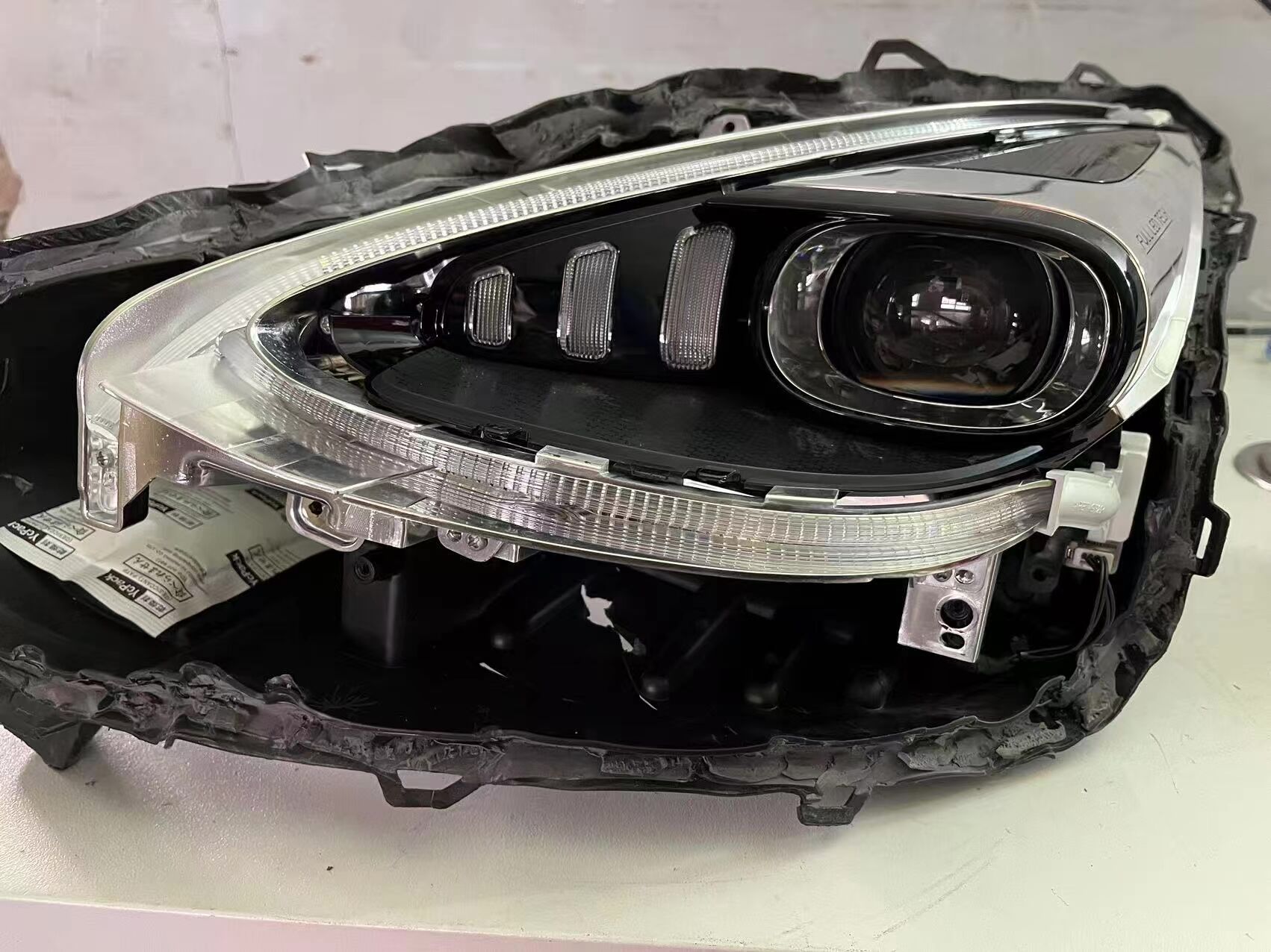 德州伟梵【25款 吉利星愿高配LED款 透镜支架】 安装图解