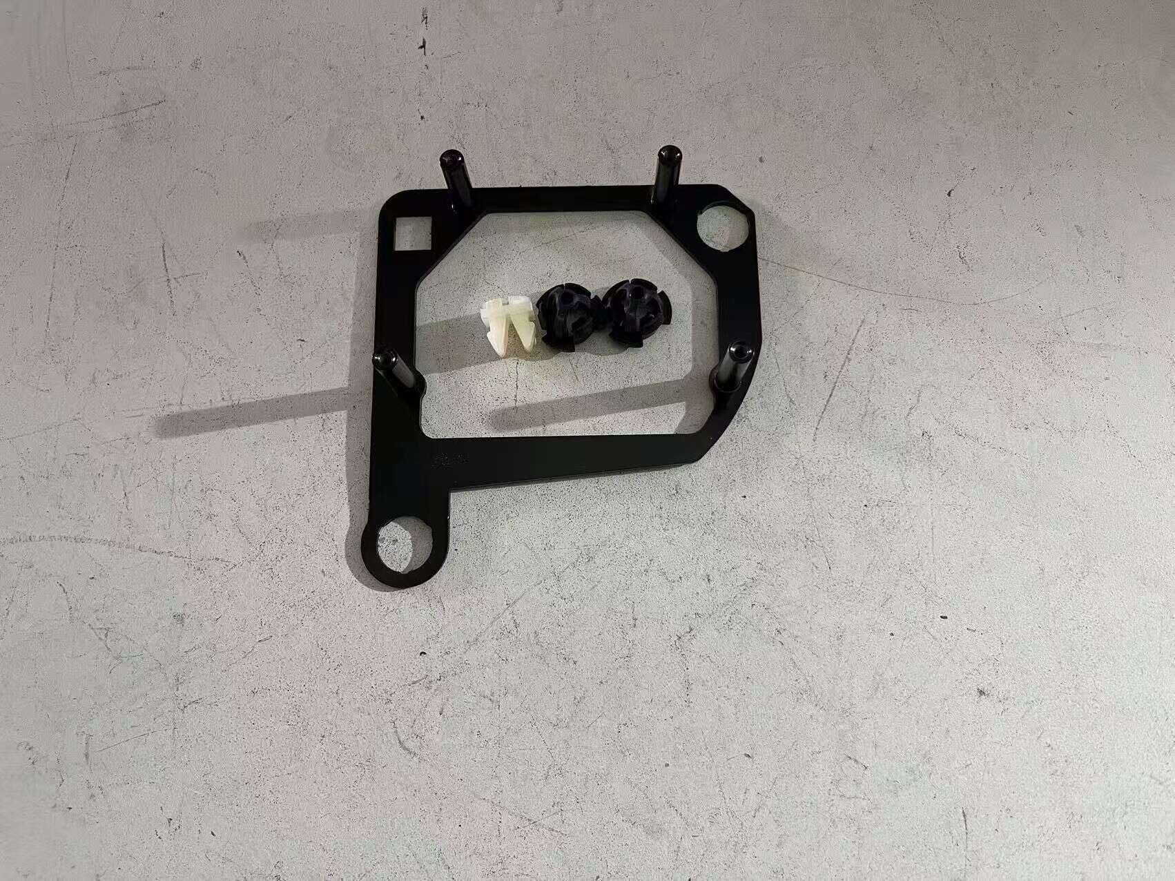 德州伟梵【20款 现代悦纳 透镜支架】 安装图解