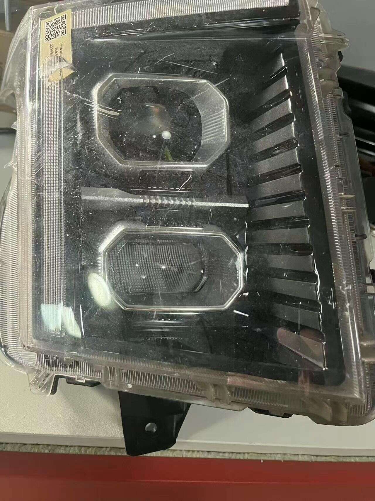 德州伟梵【23-24款 五菱菱势黄金卡 透镜支架】 安装图解