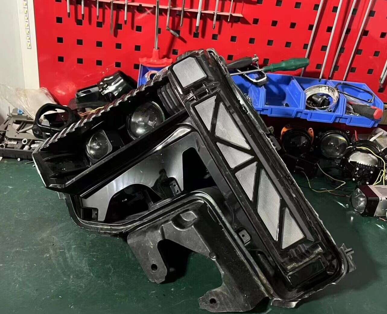 德州伟梵【24款 奇瑞ICAR 03 透镜支架】 安装图解