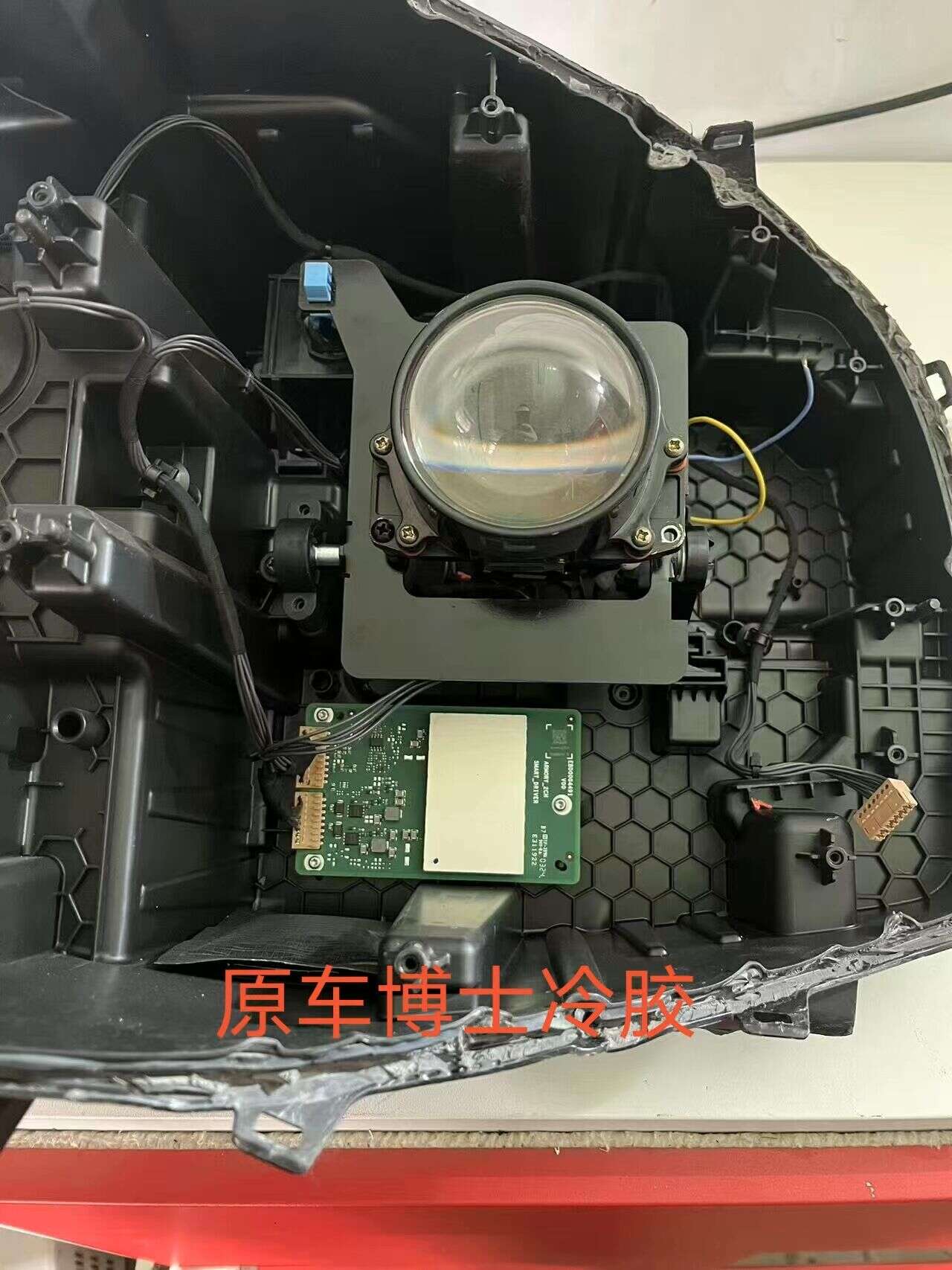 德州伟梵【24款 深蓝G318 透镜支架】 安装图解