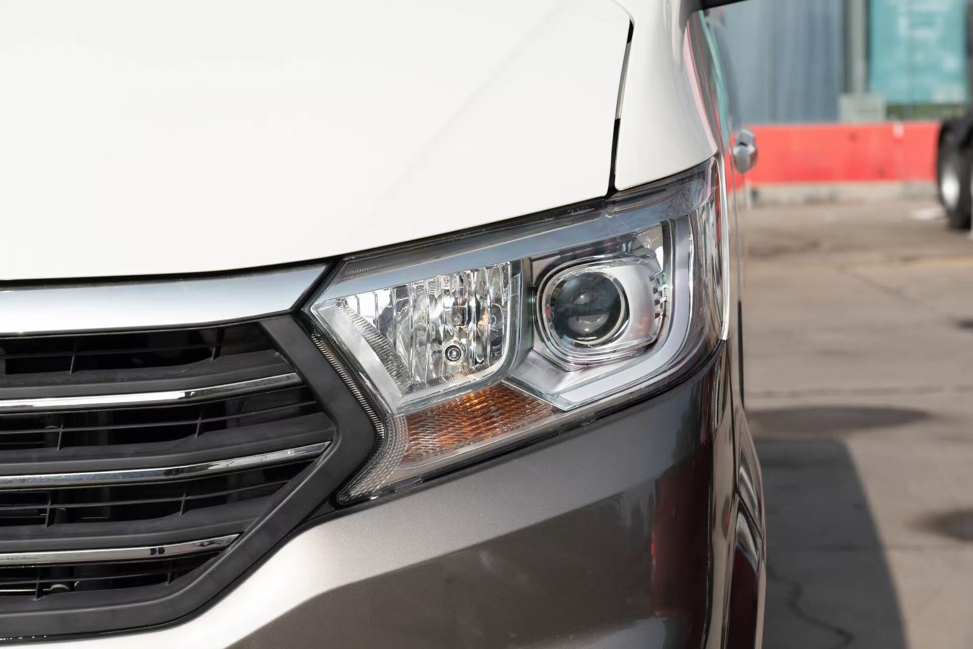 德州伟梵【长安跨越星V3 V5 V7 透镜支架】 安装图解