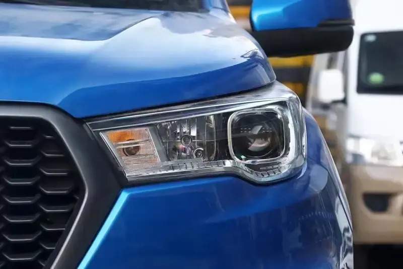 德州伟梵【福田 拓路者驭途9 透镜支架】 安装图解