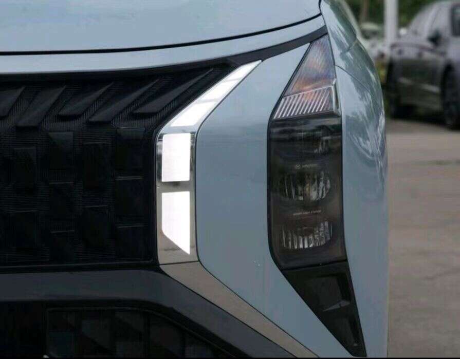 德州伟梵【23款 现代ix35 沐飒 矩阵支架】 安装图解