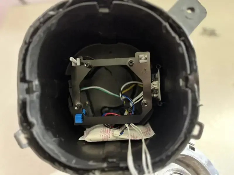 德州伟梵【23-24款 新吉奥睿征 睿征L 透镜支架】 安装图解