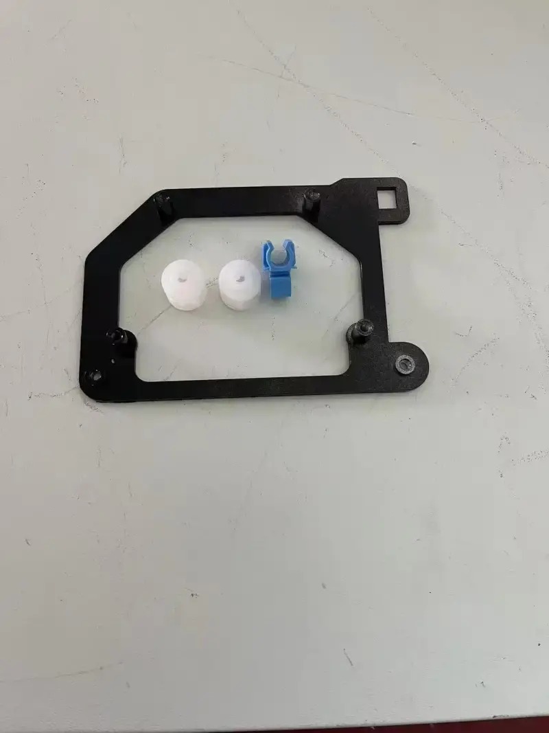 德州伟梵【25款 大通大家7 透镜支架】 安装图解