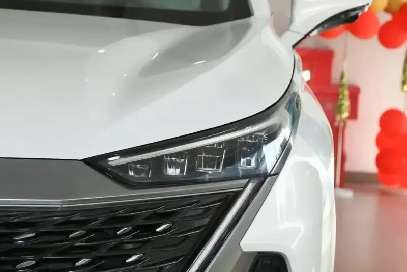 德州伟梵【23款 荣威RX9低配 矩阵支架】 安装图解