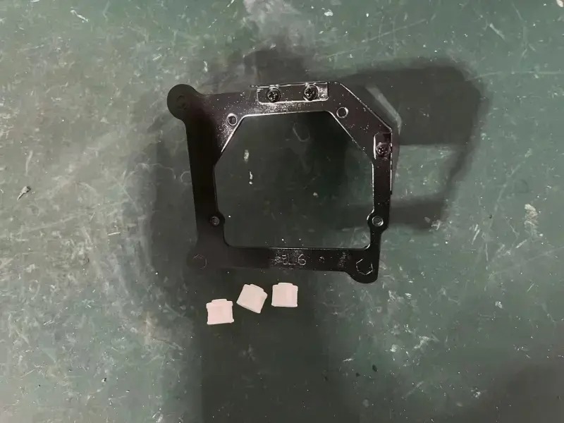 德州伟梵【24款 智己L6 透镜支架】 安装图解