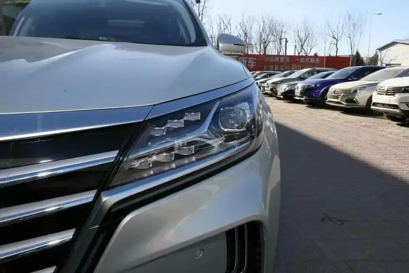 德州伟梵【荣威Marvel X 透镜支架】 安装图解