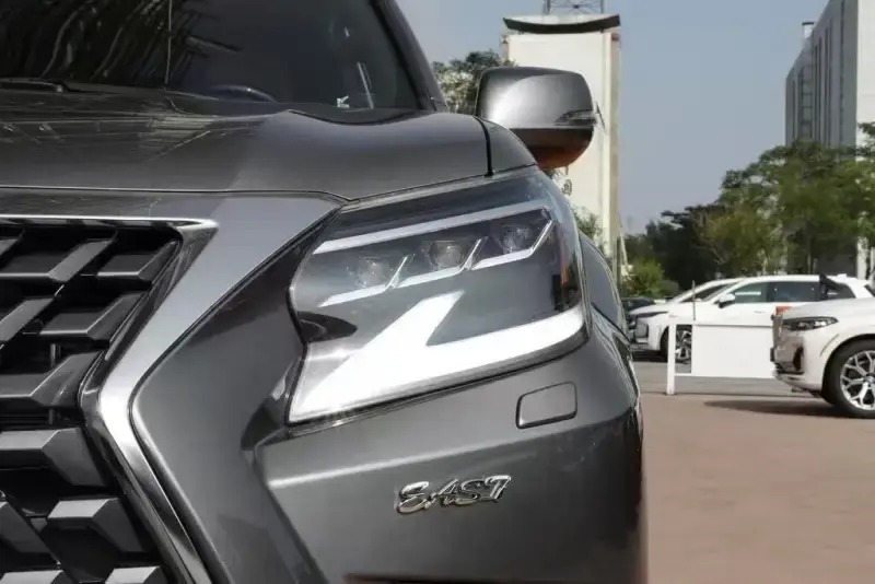 德州伟梵【20-22款 雷克萨斯GX460 矩阵支架】 安装图解