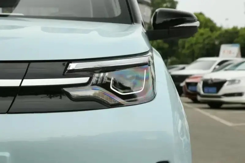 德州伟梵【22款 雷丁芒果 透镜支架】 安装图解