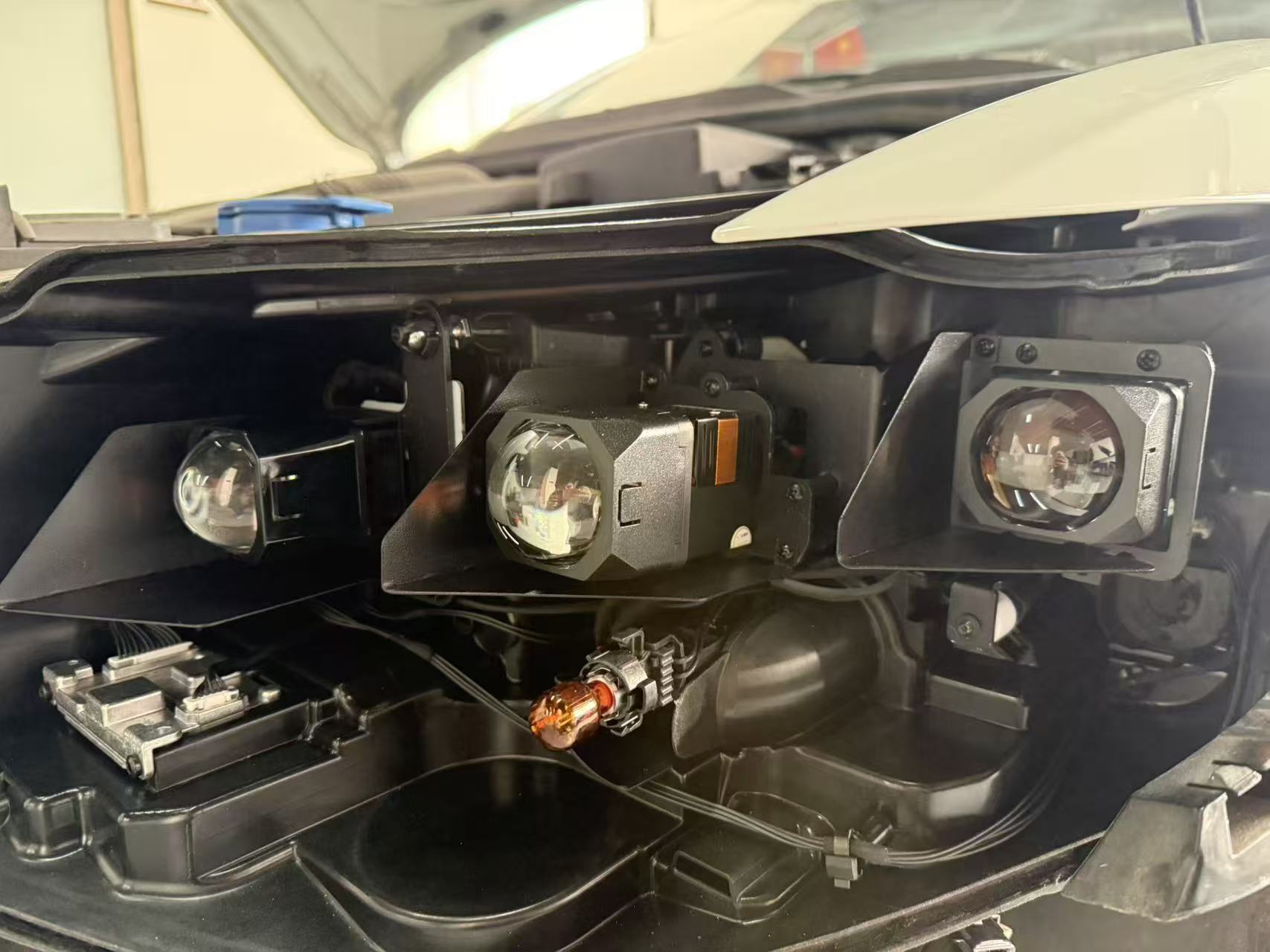 德州伟梵【23款 大众宝来低配 3矩阵支架】 安装图解