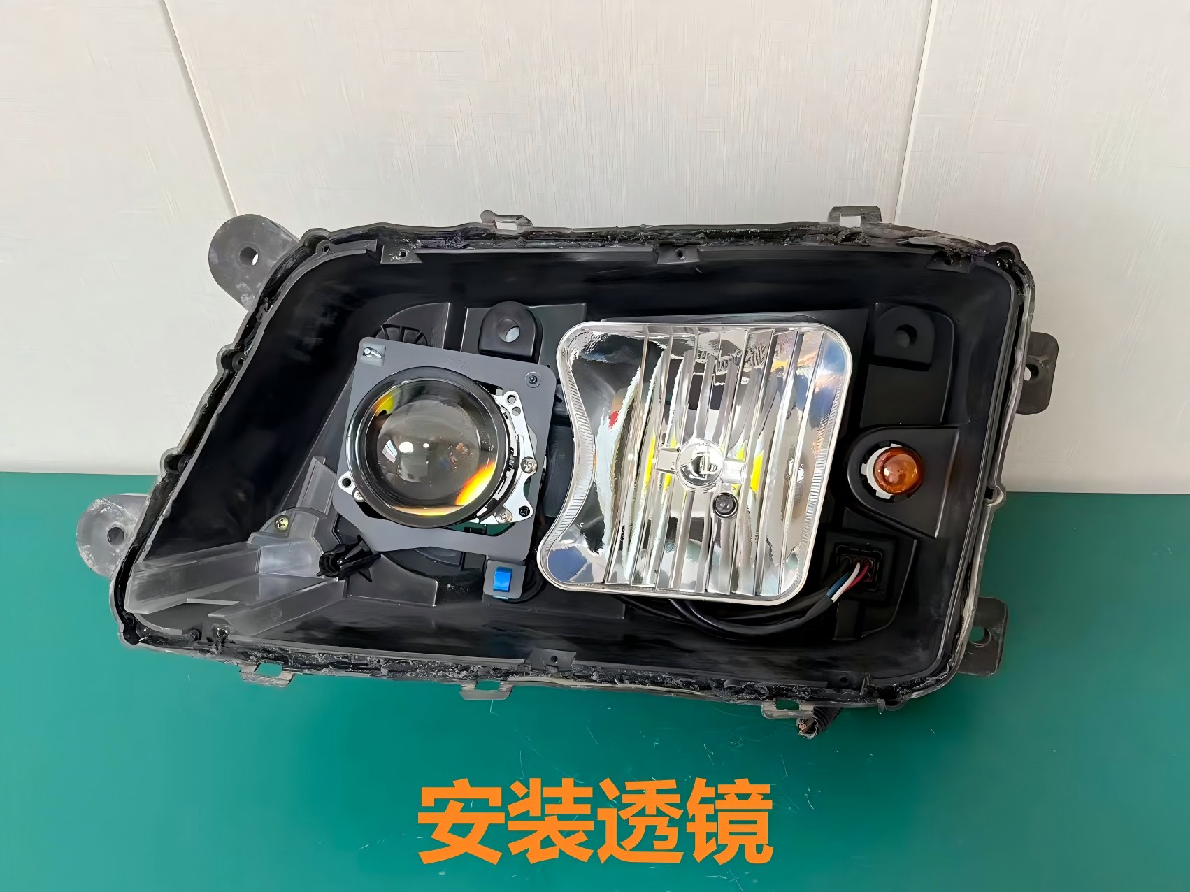 德州伟梵【徐工汉风 G7 G9 G5 近光支架】安装图解